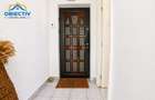 Apartament 4 camere , centru , etaj 1