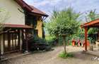 Casa/Duplex cu 2 apartamente separate- Gradina si Priveliste de Vis in Baciu - 3