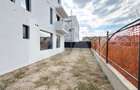 Apartament cu gradina 4 camere 3 bai