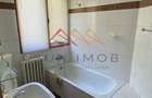 Vila de vanzare, teren 3100 mp, 7 camere, 6 grupuri sanitare, 3 CT, an 1997 - 46