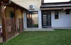 De vânzare Casă 3 camere, 2 baii, curte propie, cartier parneava Arad - 1