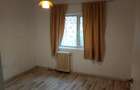 Apartament de vanzare 3 camere, Centru - 1