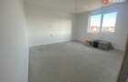 Apartament cu 3 camere si 2 bai, etajul 2 - zona Chisoda  - 2