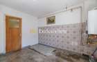 2 camere decomandate, Banat – etaj 2, centrală proprie, zonă excelentă