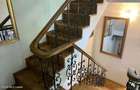 Bran - Casa pe strada Valea Portii, 223 mp, 4 dormitoare, teren 320 mp - 6