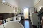 Casa cu 3 camere, centrala proprie, SAD - 5