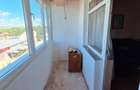 Vând apartament 3 camere și 7 dependițe, decomandat, bloc reabilitat + garaj - 4