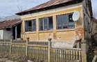 Teren 1528 mp cu casă de vânzare în centrul Gherceștiului — Investiție excelentă - 2