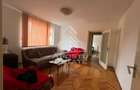 Apartament cu 3 camere, semidecomandat, etajul 2, zona Centrala - 1