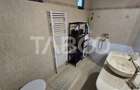 Apartament de vanzare cu 2 camere pretabil regim hotelier Piata Mare - 10