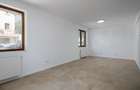 Otopeni central - Calea Bucurestilor (DN1) vila P+2 cu 7 camere 6 bai, parcare