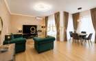 FIRST RENT/ IANCU NICOLAIE/ PRIVELISTE LAC/ PARCARE/ DRESSING - 28