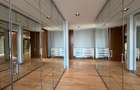 Apartament impresionant cu vedere catre lac, piscina comuna, finisaje premium - 10