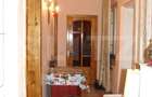 Casa de vanzare, cu 3 camere, 76 mp + anexă 20 mp, zona Vatra Dornei
