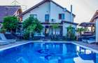 Vilă cu 5 camere, piscină și 805 mp teren, zona Vladimirescu, Arad - 2