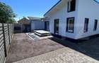 Duplex pe parter, 72 mp, zona Ianova