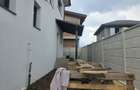 Vilă individuală în Tunari – 5 camere, curte privată - 20