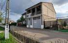 Comision 0 - Casa cu 8 camere și anexă locuibilă de 57 mp - 2