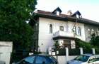 3/4 din casa Lisabona 7, curte si garaj de inchiriat - 1