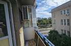 Apartament de vanzare, 3 camere decomandat.Republicii - 8