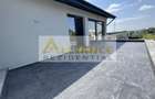 Vila tip DUPLEX  5 camere- 4 bai curte 250 MP - 5