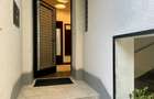 Vanzare jumatate vila arhitectura modernista  Cotroceni cu 2 garaje terasa 54mp - 14