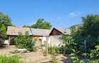 Casă de vânzare în mediul rural – liniște, natură și confort - 8