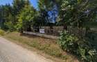 Teren in peris 2800 mp la asfalt, toate utilitatile, deschidere 18m - 2