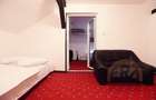 Casa cu 3 apartamente, P-ta Unirii , Str. Primariei - 20