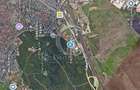 Teren 26.000mp la iesire spre Ploiesti zona Lukoil Pret: 25 mp neg. - 2