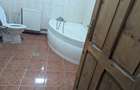 Casa parter, etaj și mansardă ,c-tie 2006, 25 Min de București - 34