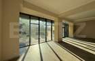 Spatiu comercial central, 161 mp, open space, 2 locuri de parcare - 2