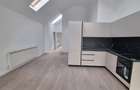 Vila - Bloc modern de 11 camere zona Centrul Civic , Onix