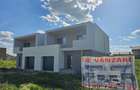Duplex 4 camere cu garaj integrat  - 3