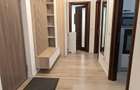 Bloc nou - langa Universitatea Bacovia - chirie 2 camere - mobilat si utilat com