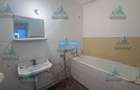 Casă de vânzare cu 3 camere - 10