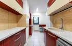 Apartament 3 camere, complet mobilat, decomandat, etaj intermediar - 9