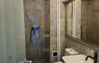 3  camere  /prima inchiriere/13  Septembrie/vis  a vis  de  Catedrala - 12