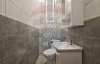 Casă / Vilă cu 6 camere de închiriat în zona Dacia - 11