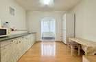 Apartament cu 2 camere decomandat, etaj intermediar - 7