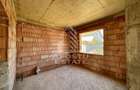 Jumatate de duplex cu 5 camere despartit prin garaj, 131 mp utili - 4