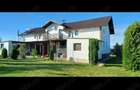  De vanzare vilă duplex 