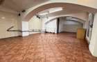 Spatiu comercial la strada, zona Sinaia - 2
