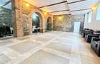 HOTEL PARAUL RECE BUSTENI DE VANZARE - 9