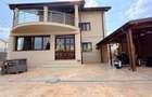 Vila spatioasa cu 9 camere, foisor, magazie, curte amenajata complet - 1