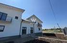 Viața la casă, liniște și munți la orizont – Duplexuri noi în Mohu - 36