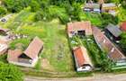 Pentru cei care doresc sa construiasca o locuinta intr-o zona linistita, aproape - 5
