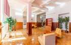 Cladire cu 24 camere, langa Castelul Regal Savarsin - 4