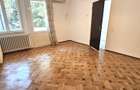 Apartament cu 200 mp curte - 4