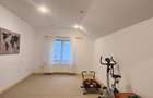 Casa in STUPINI, P+M, constructie 2008, 5 camere, 348 mp utili, teren 1000 mp, - 19
